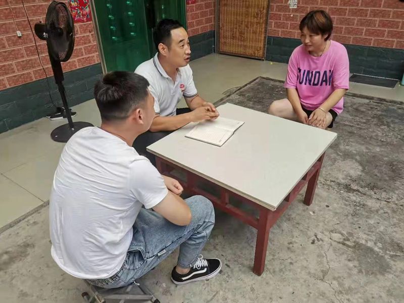 博農(nóng)乳業(yè)黨支部扎實(shí)開展“入戶訪民情、我來辦實(shí)事”活動(dòng)